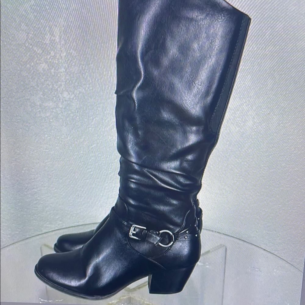 Black Heeled Boots